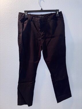 Worthington women’s black cropped / capri style ankle pants 10P